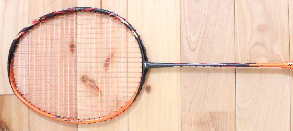 YONEX ASTROX99レビュー】ヘッドヘビーでも振り抜きがよく連続