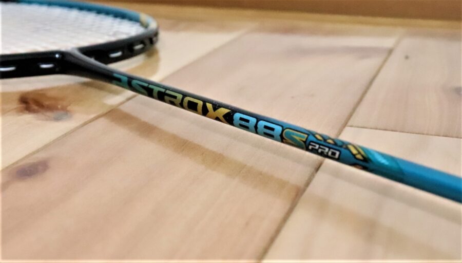 YONEX ASTROX88S PROレビュー】ハイバランスで取り回しが良く球持ちの